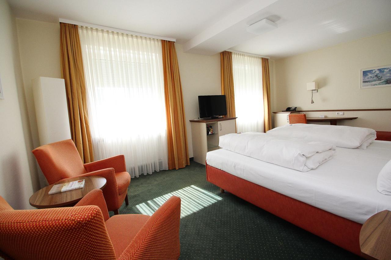 HOTEL LEOPOLD MUNICH - BOOK YOUR ACCOMMODATION ONLINE